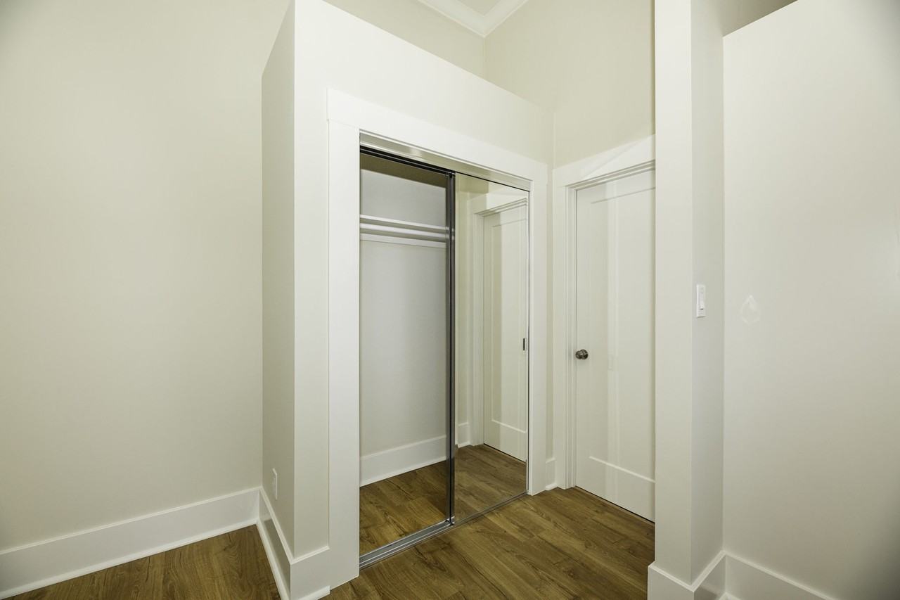 1720 Golden Gate - Photo 7 of 30