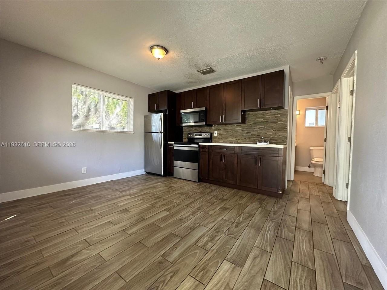 647 Nw 3rd Ave #1 - Photo 3 of 12