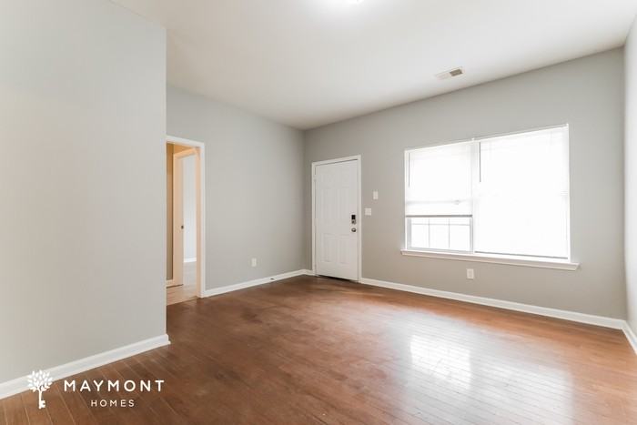 2003 Reynolds Dr Sw - Photo 6 of 12