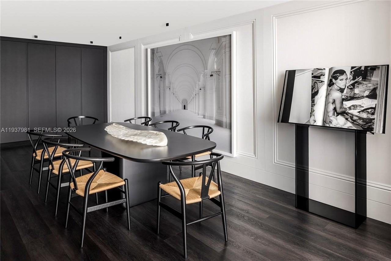 1040 Biscayne Blvd #2202 - Photo 5 of 50