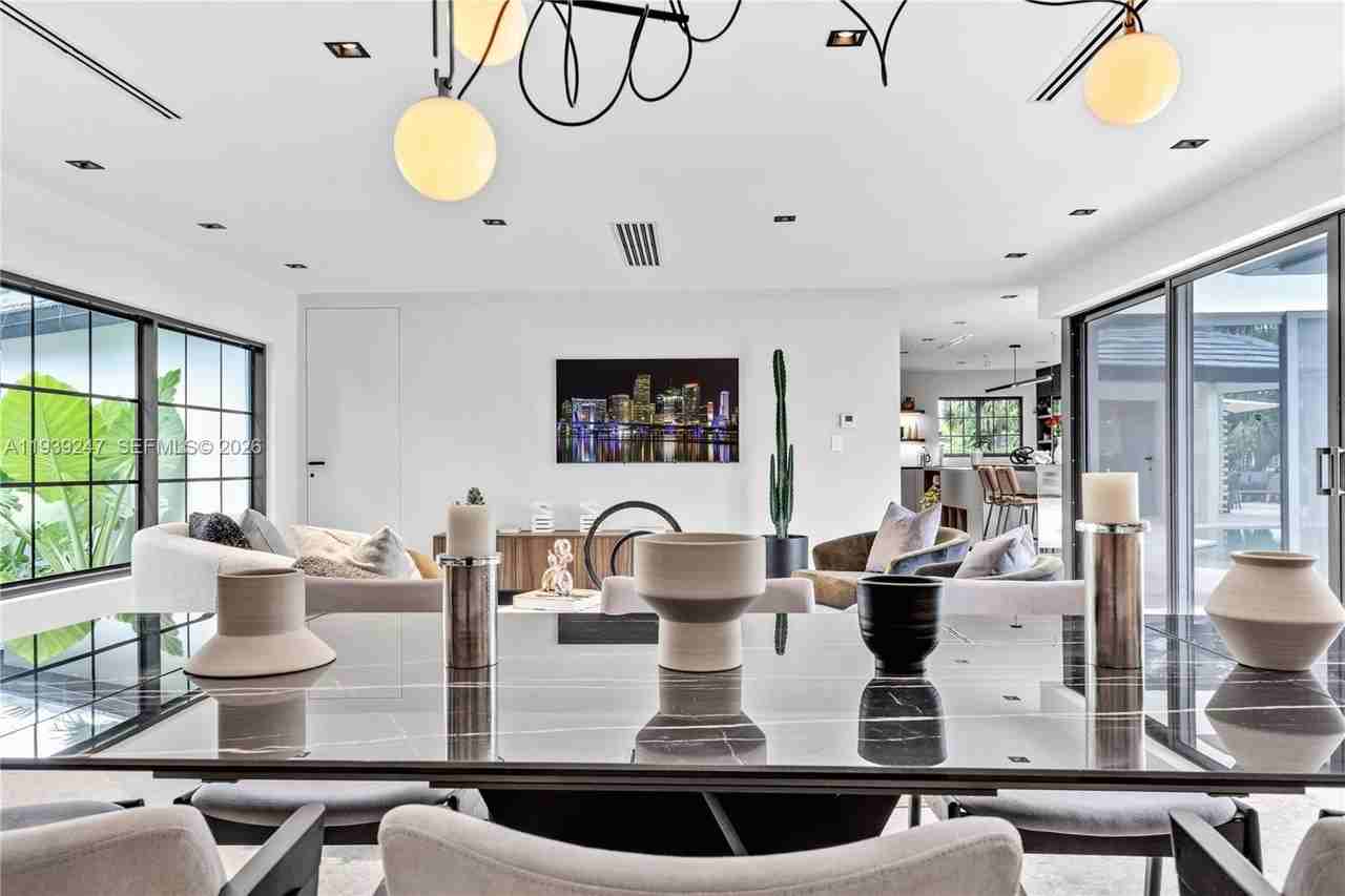 2500 Bayview Dr - Photo 6 of 50