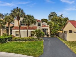 featured image of 6365 Nw 77th Pl