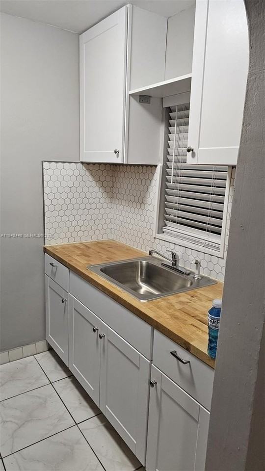 1947 Funston St #1 - Photo 6 of 13