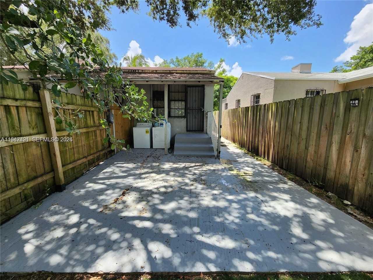 8295 Ne 3rd Ave #3 - Photo 6 of 6