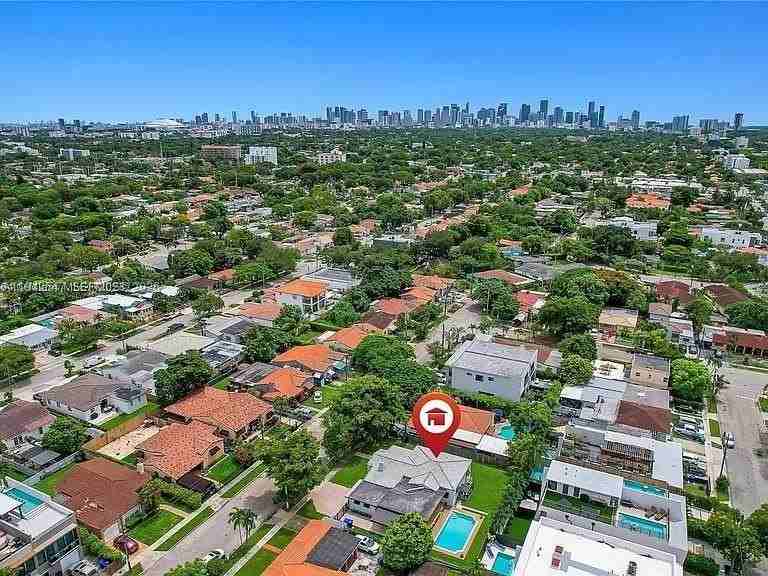 3050 Sw 21st St - Photo 5 of 38