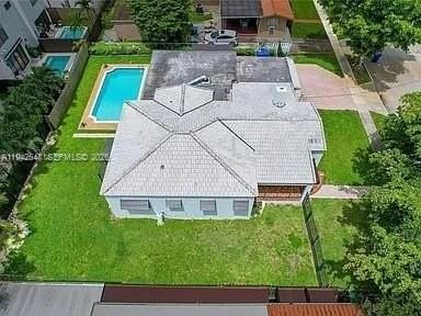 3050 Sw 21st St - Photo 7 of 38