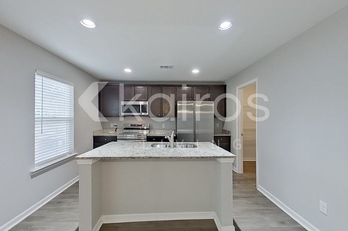 101 Saint Phillip Way - Photo 6 of 26