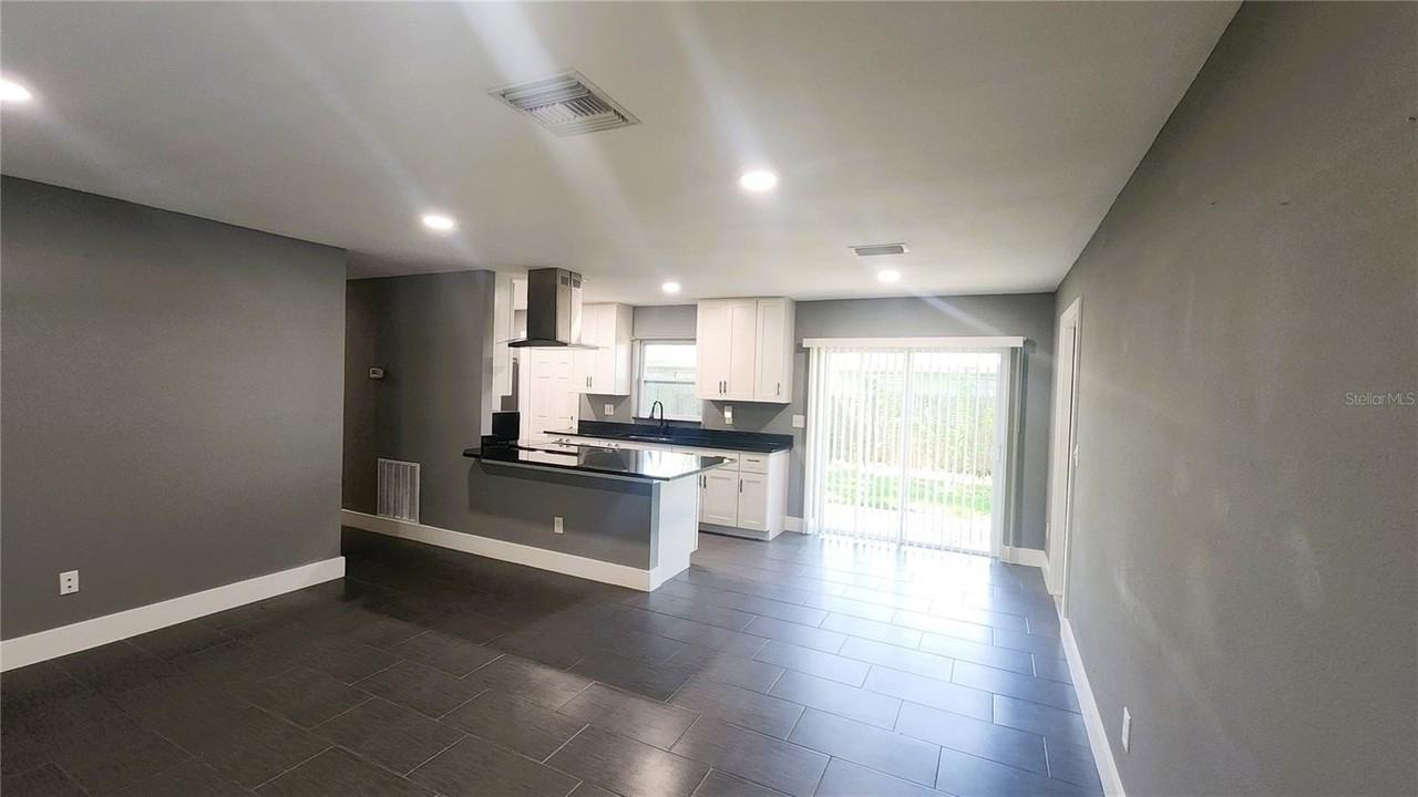 55 Deltona Blvd - Photo 2 of 17