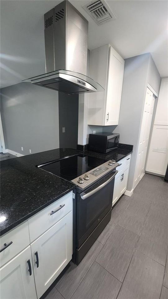 55 Deltona Blvd - Photo 6 of 17