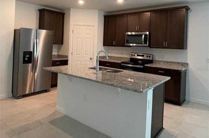 3094 Laurel Oak Ln - Photo 5 of 26