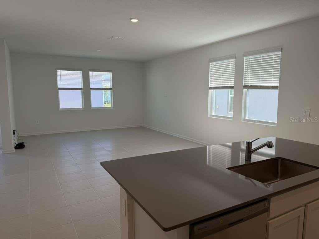 7381 Ivy Tendril Ave - Photo 5 of 21