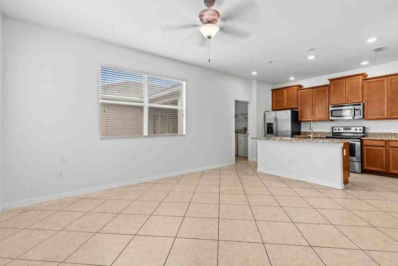 13075 Calderdale Ave - Photo 3 of 19