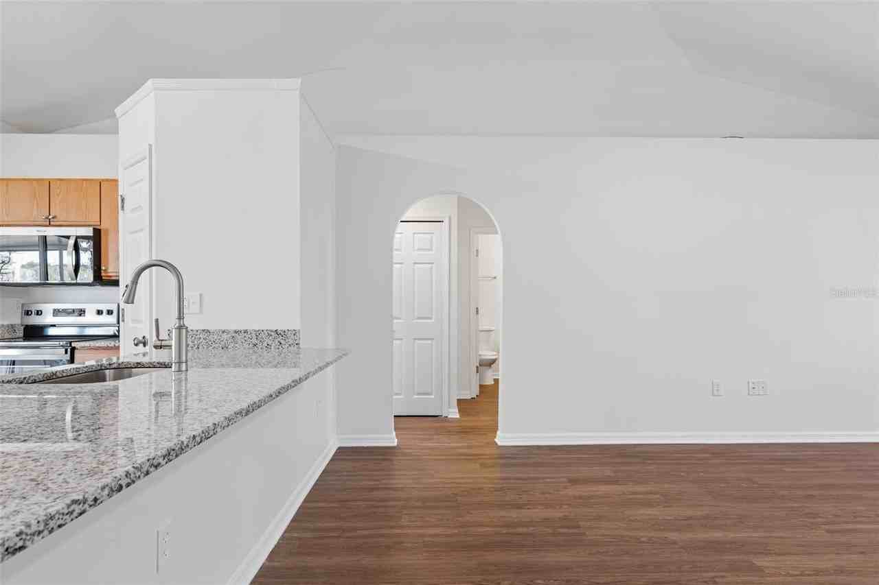 257 Mcclain Dr - Photo 5 of 34