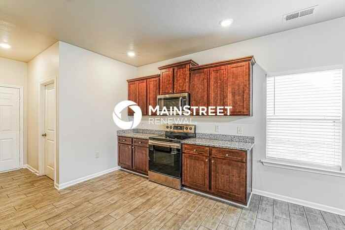 360 Clover Cir - Photo 6 of 19