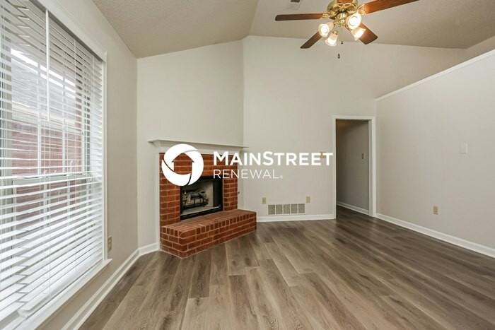 7605 Davis Pkwy - Photo 2 of 18