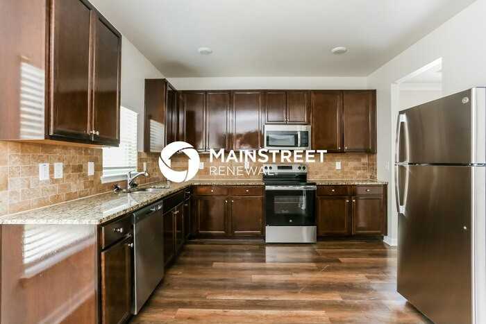 12226 Flannery Ln - Photo 6 of 19