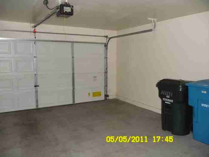 11320 W Brittlewood Dr - Photo 2 of 18