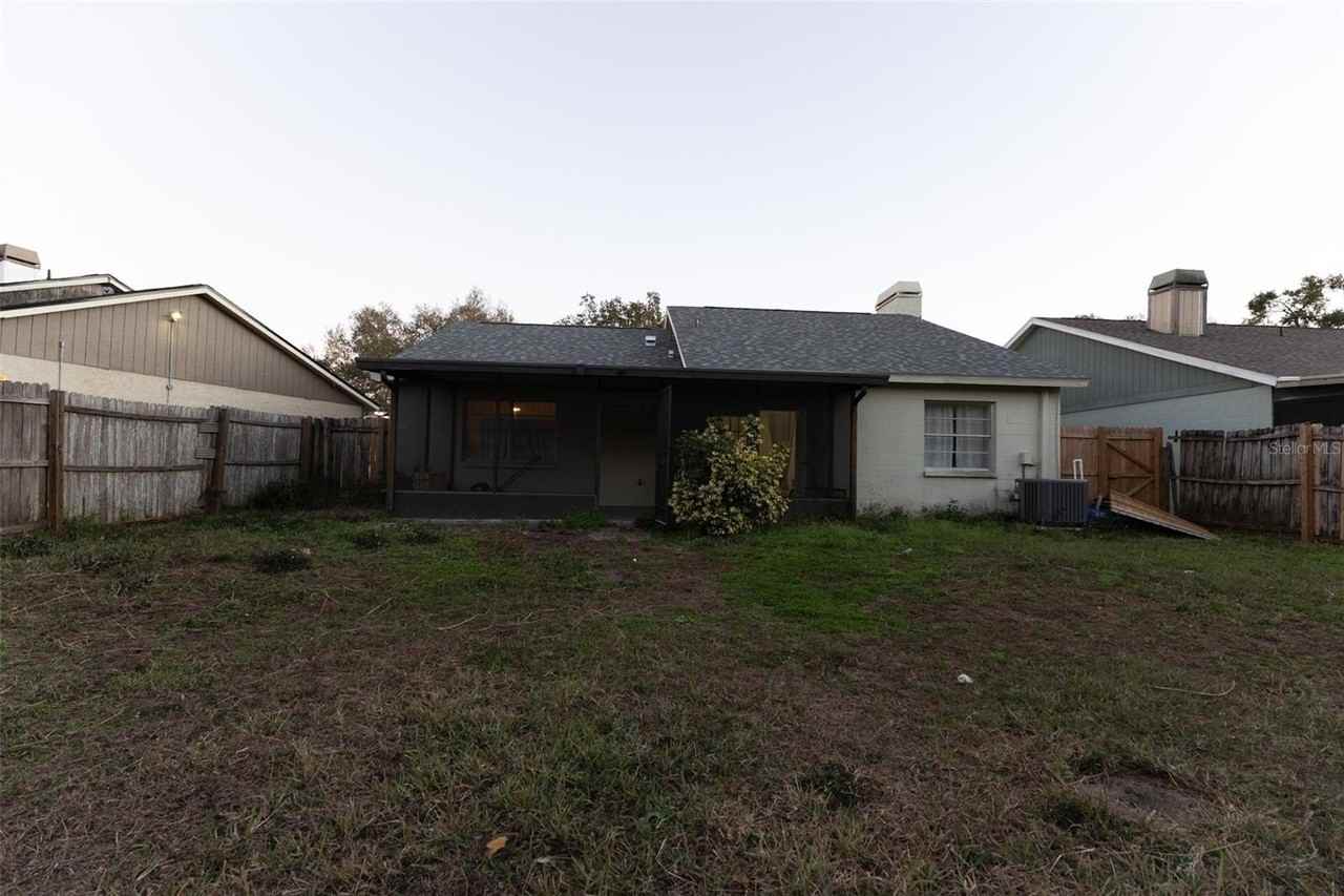 4610 N Country Hills Ct - Photo 7 of 20