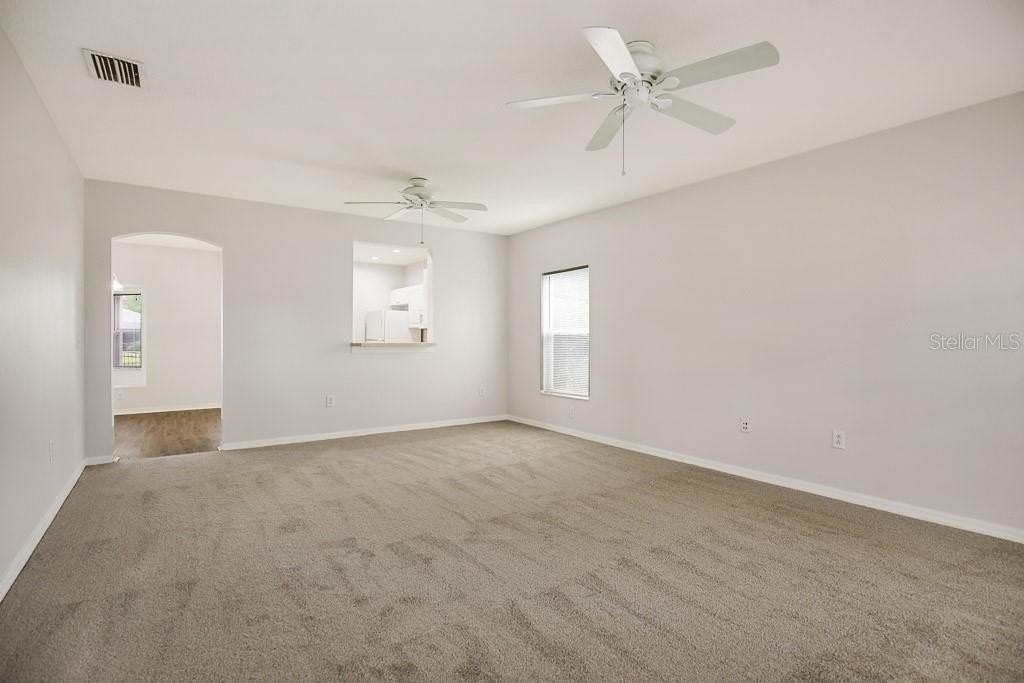 6349 Bridgecrest Dr - Photo 7 of 43