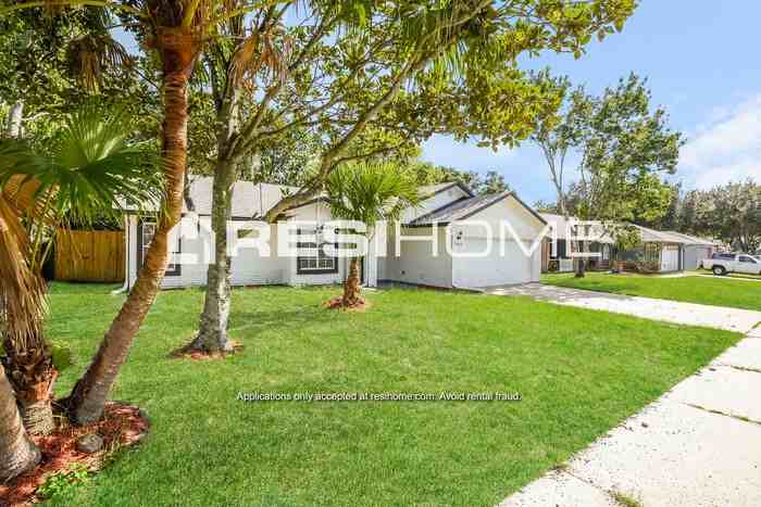 3544 Canon Ct - Photo 2 of 18