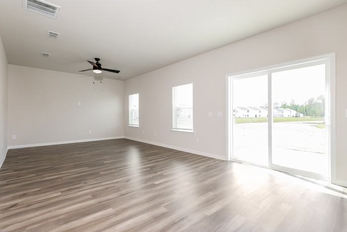 454 Navona Dr - Photo 6 of 16