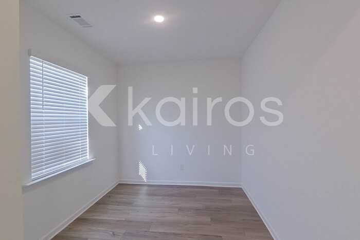 208 River Birch Way - Photo 5 of 30