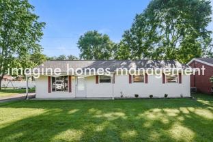 421 Sussex Dr - Photo 1 of 1