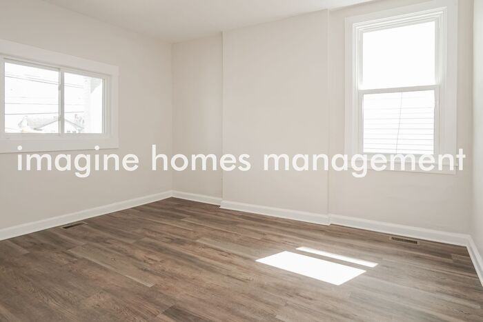 2632 Broadway Ave - Photo 6 of 24