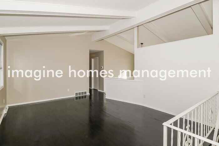 8008 Brunswick Ave N - Photo 3 of 17