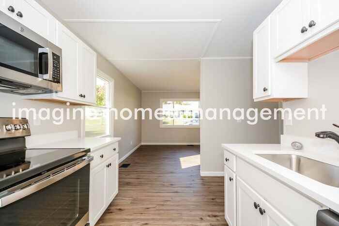4015 Limerick Ave - Photo 7 of 16