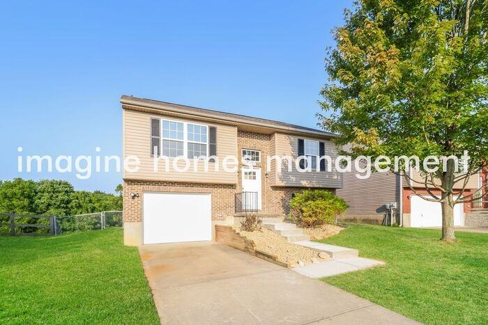 631 Astoria Ct - Photo 4 of 19