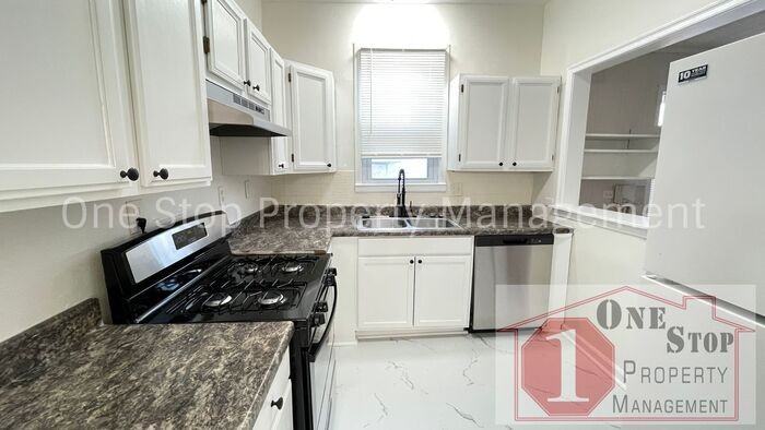 203 N Thorpe St - Photo 6 of 18