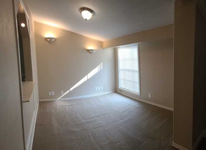 2901 Robin Hill Ln - Photo 6 of 21