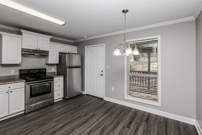 224 Sylvan Dr - Photo 5 of 16