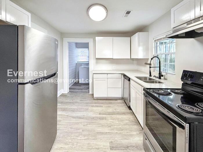 745 82nd Pl S - Photo 2 of 24