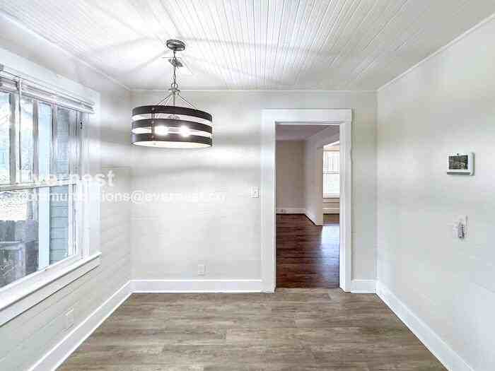 745 82nd Pl S - Photo 5 of 24