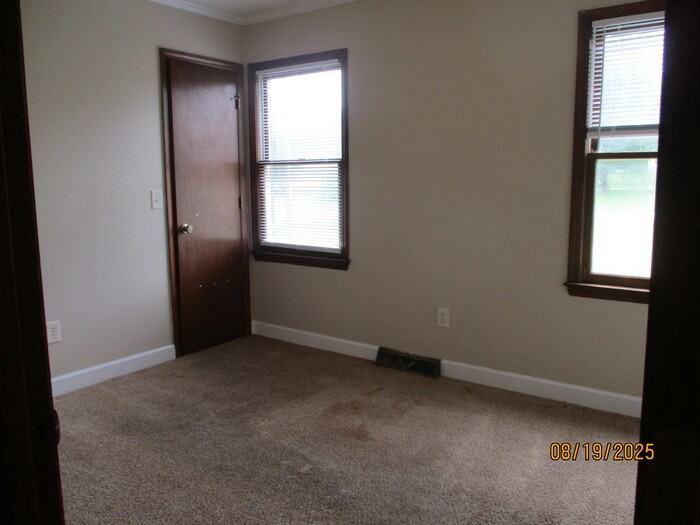 1027 Rembrandt Dr Sw - Photo 7 of 13