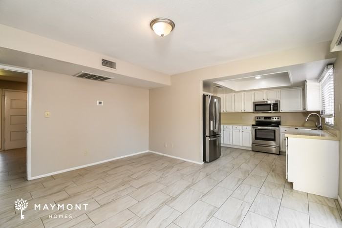 2108 E Villa Ct - Photo 5 of 12