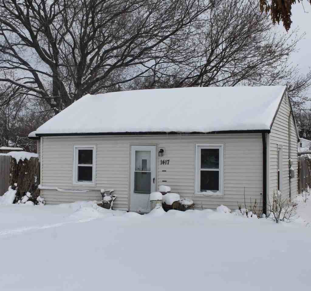 1417 43rd St #NA - Photo 4 of 4