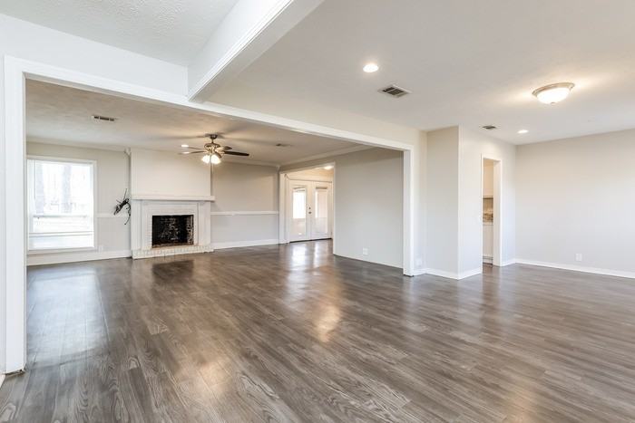 52 Crossgates Dr - Photo 3 of 12