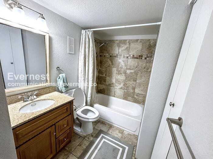 13200 E Jewell Ave #104 - Photo 4 of 10