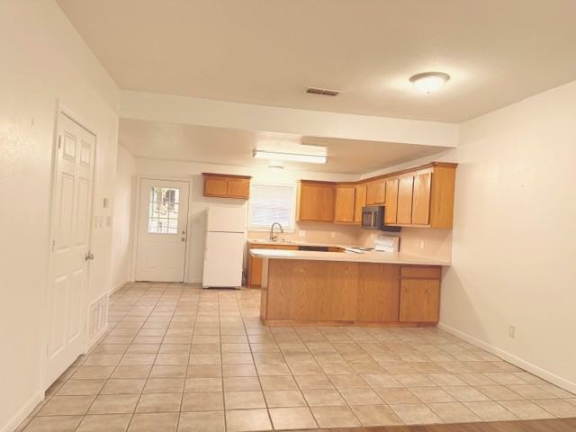 932 Andrews St #932 - Photo 4 of 16