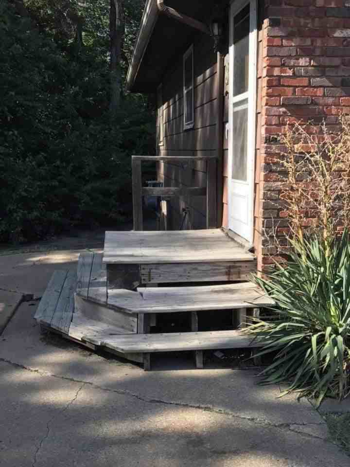 925 Greeley Ave #1 - Photo 2 of 11