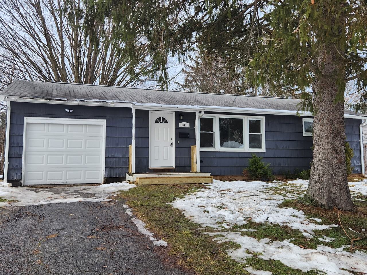 311 Rebecca St #NA - Photo 2 of 14