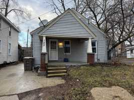 featured image of 123 Adelaide St #NA