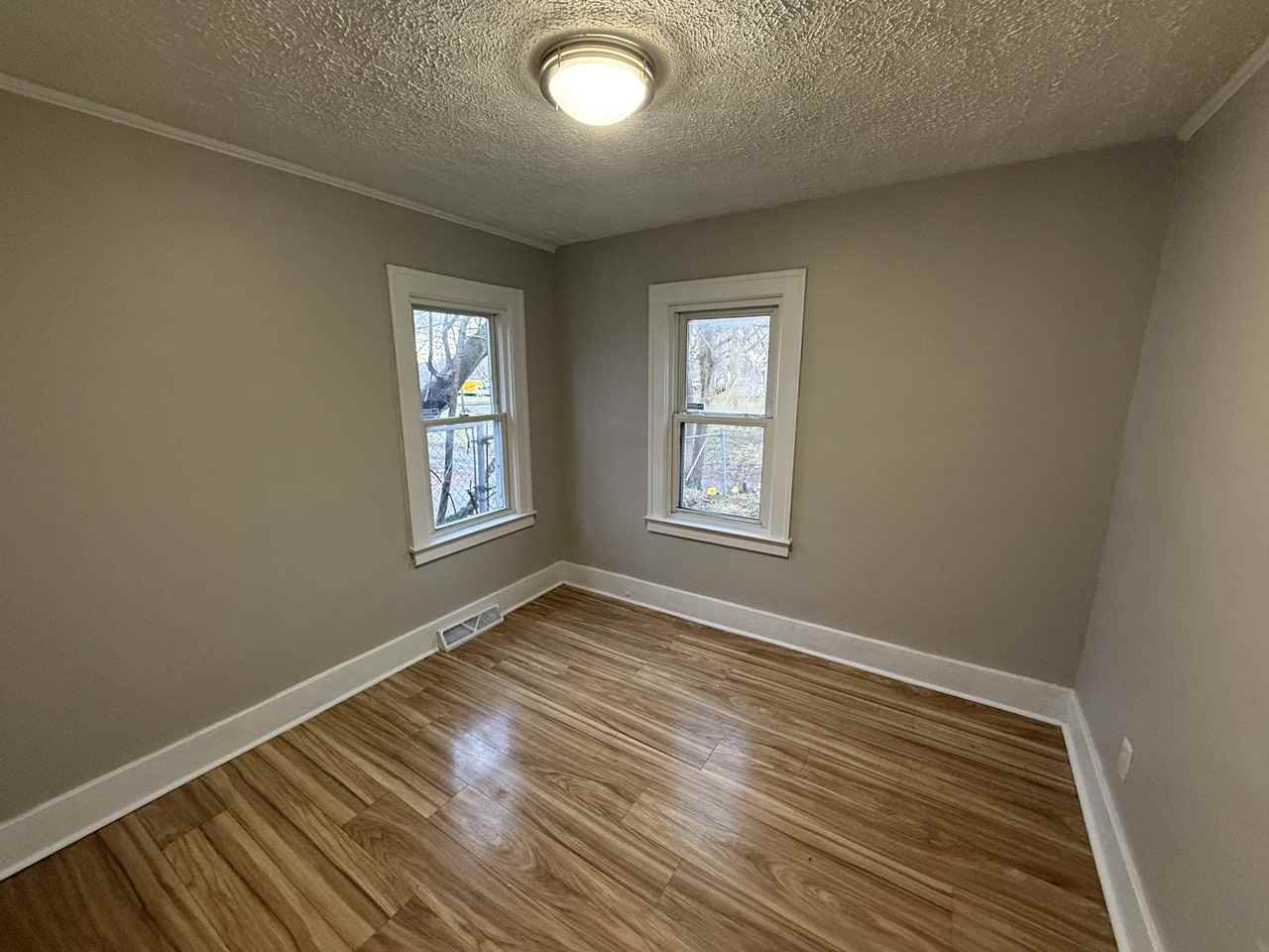 123 Adelaide St #NA - Photo 6 of 11