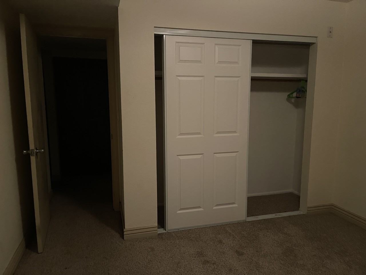 370 N Linder Rd #5 - Photo 2 of 6