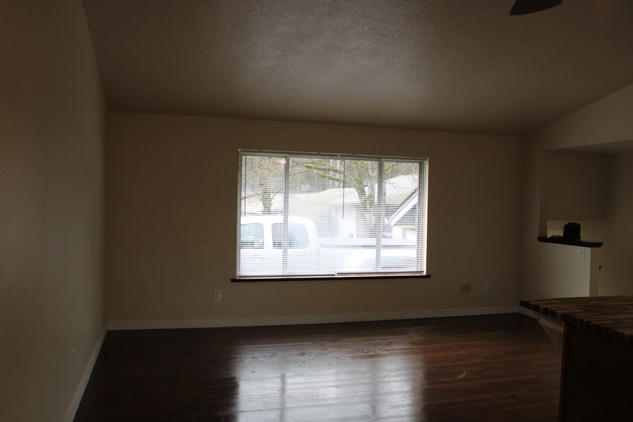 10915 Sw Hall Blvd #15 - Photo 4 of 8