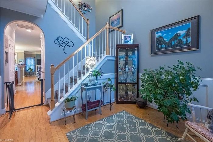 2857 Willoughby Ct - Photo 4 of 29