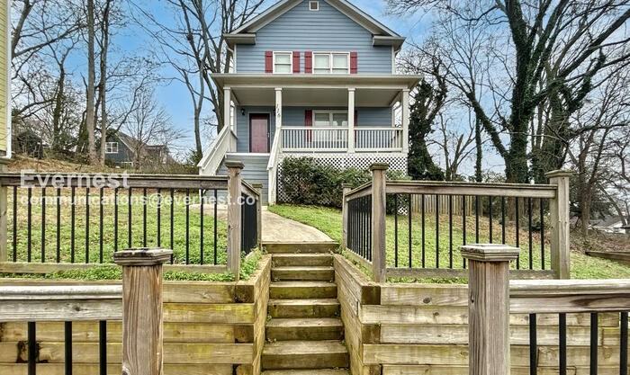 116 Park Ave Se - Photo 2 of 23